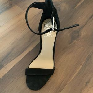 Vince Camuto Suede Block Heel Black